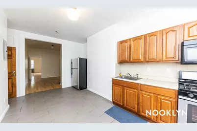 181 Maujer Street, New York City, NY 11206 - Photo 9