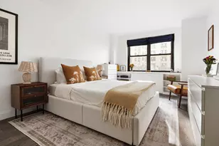 301 E 69th St, New York City, NY 10021 - Photo 5