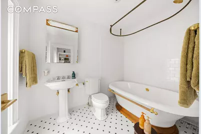 112 W 13th Street, New York City, NY 10011 - Photo 31