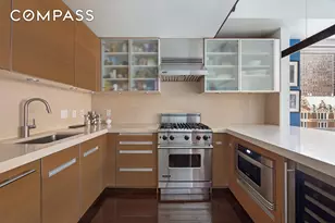 462 W 58th St, New York City, NY 10019 - Photo 5