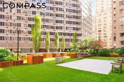 400 E 54th Street #8A, New York City, NY 10022 - Photo 13