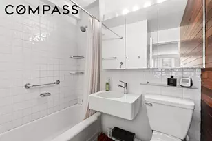 301 E 22nd St, New York City, NY 10010 - Photo 5
