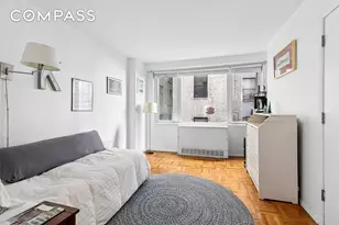 301 E 22nd St, New York City, NY 10010 - Photo 7