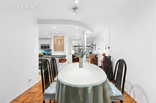 301 E 22nd St, New York City, NY 10010 - Photo 3