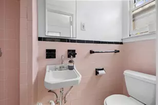 147-44 84th Dr, New York City, NY 11435 - Photo 11