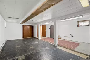 147-44 84th Dr, New York City, NY 11435 - Photo 17