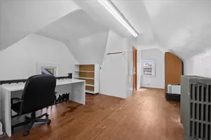 147-44 84th Dr, New York City, NY 11435 - Photo 27