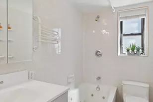 310 W 56th St, New York City, NY 10019 - Photo 7