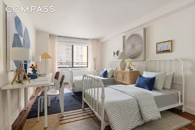 345 E 73rd Street #9H, New York City, NY 10021 - Photo 11