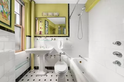 2 Horatio Street #2D, New York City, NY 10014 - Photo 11