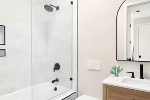 942 Putnam Ave, New York City, NY 11221 - Photo 13