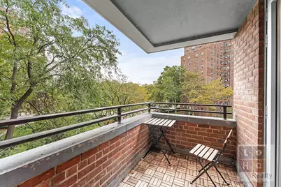 568 Grand Street #J406-407, New York City, NY 10002 - Photo 17