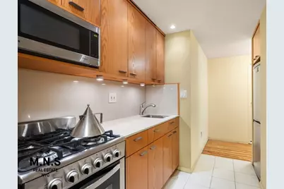 100 W 15th Street #2-B, New York City, NY 10011 - Photo 5