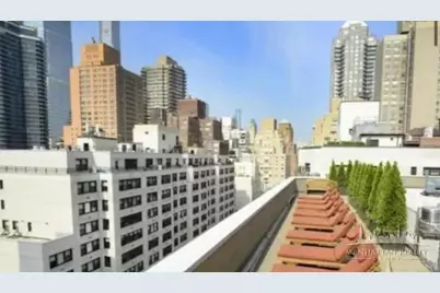 330 E 46th Street #5L, New York City, NY 10017 - Photo 9