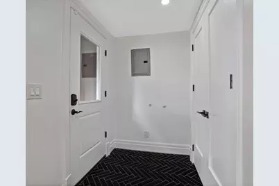 682 Madison Street #Townhouse, New York City, NY 11221 - Photo 17