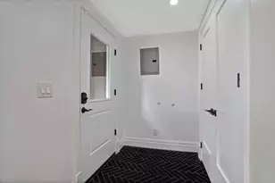 682 Madison St, New York City, NY 11221 - Photo 17