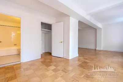 150 E 39th Street #1404, New York City, NY 10016 - Photo 3