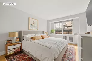 300 E 71st St, New York City, NY 10021 - Photo 9