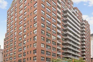 300 E 71st St, New York City, NY 10021 - Photo 19