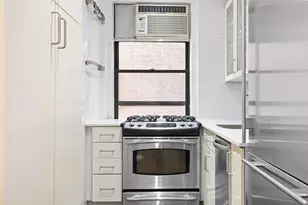 40 W 77th St, New York City, NY 10024 - Photo 7