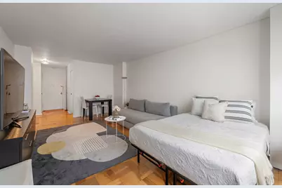 220 E 57th Street #10G, New York City, NY 10022 - Photo 9