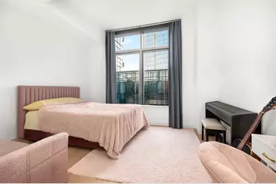 3 Court Square #621, New York City, NY 11101 - Photo 1