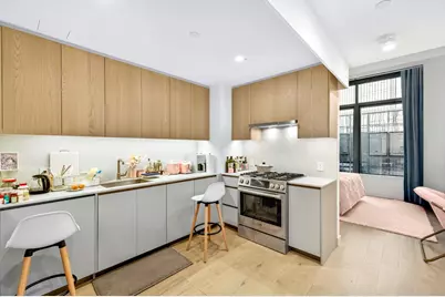 3 Court Square #621, New York City, NY 11101 - Photo 5