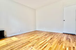 209 W 108th St, New York City, NY 10025 - Photo 17