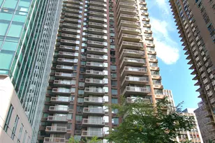 235 E 40th St, New York City, NY 10016 - Photo 21