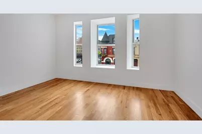 4 Alice Court, New York City, NY 11213 - Photo 7
