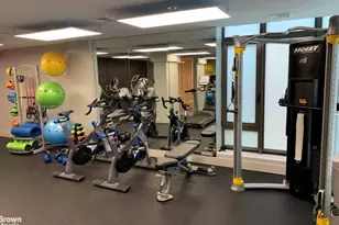 319 Schermerhorn St, New York City, NY 11217 - Photo 9