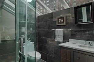 443 W 24 St, New York City, NY 10011 - Photo 7