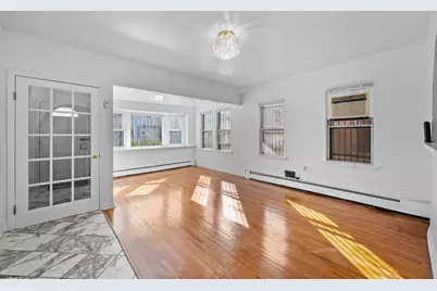 266 E 37th Street, New York City, NY 11203 - Photo 7