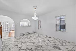 266 E 37th St, New York City, NY 11203 - Photo 11