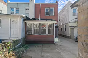 266 E 37th St, New York City, NY 11203 - Photo 25