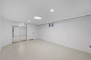266 E 37th St, New York City, NY 11203 - Photo 19