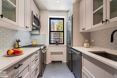 3635 Johnson Avenue #3N, New York City, NY 10463 - Photo 3