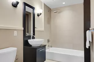 30-11 21st St, New York City, NY 11102 - Photo 7