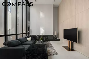 522 W 29th St, New York City, NY 10001 - Photo 3