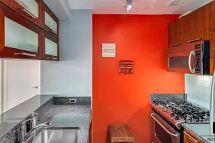 121 E 23rd St, New York City, NY 10010 - Photo 3