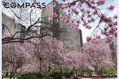185 W End Avenue #17B, New York City, NY 10023 - Photo 5