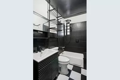 218 Scholes Street #9, New York City, NY 11206 - Photo 5