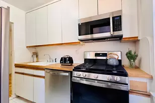 32-22 91st St, New York City, NY 11369 - Photo 3