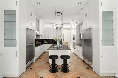 51 E 67th Street, New York City, NY 10065 - Photo 5