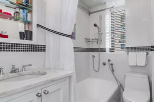 240 E 79th St, New York City, NY 10021 - Photo 9