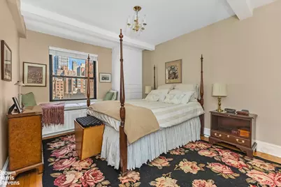 240 E 79th Street #8A, New York City, NY 10021 - Photo 7