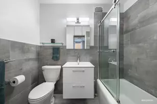 515 E 7th St, New York City, NY 11218 - Photo 7