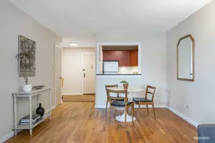 515 E 7th St, New York City, NY 11218 - Photo 3