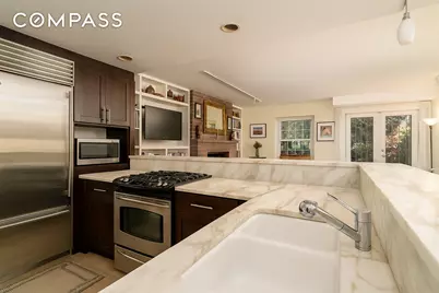 432 E 85th Street #1R, New York City, NY 10028 - Photo 3