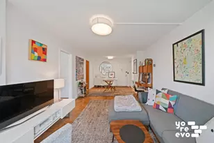 301 E 22nd St, New York City, NY 10010 - Photo 3